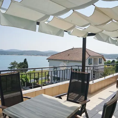 Six Bedroom Luxury With Private Pool In Quiet Residential Area Near Beaches Villa Sozopol