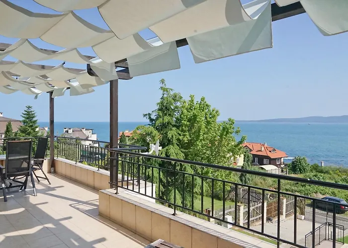 Βίλα Six Bedroom Luxury With Private Pool In Quiet Residential Area Near Beaches *