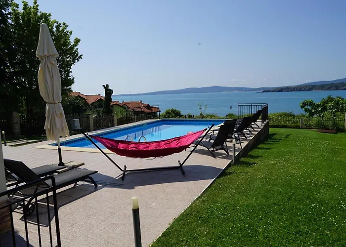 Βίλα Six Bedroom Luxury With Private Pool In Quiet Residential Area Near Beaches Σωζόπολη