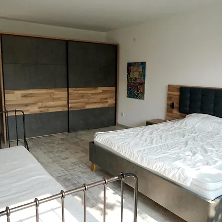 Villa Six Bedroom Luxury With Private Pool In Quiet Residential Area Near Beaches
