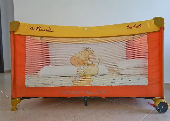 Villa Six Bedroom Luxury With Private Pool In Quiet Residential Area Near Beaches *