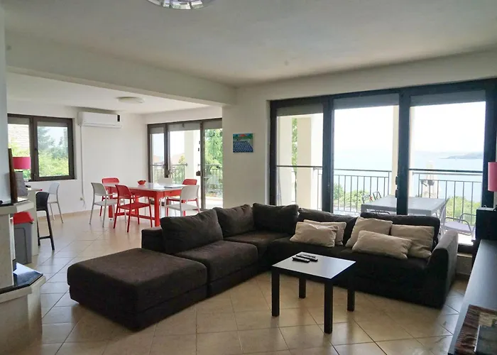 Six Bedroom Luxury With Private Pool In Quiet Residential Area Near Beaches Villa Süzebolu